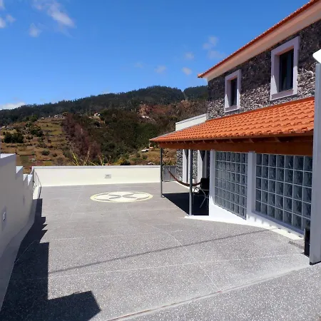 Quinta Escola Agroturismo *