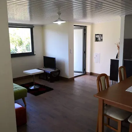 Quinta Escola مزرعة للإقامة