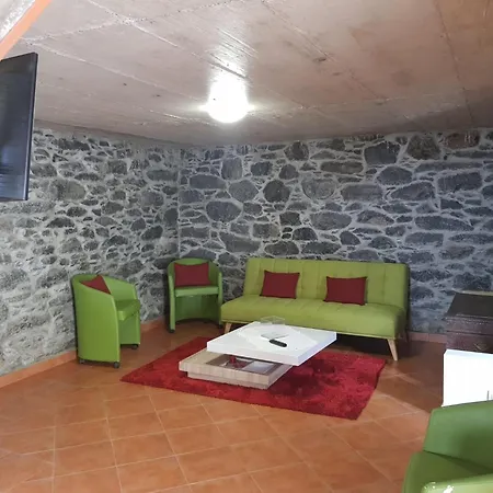 Quinta Escola *