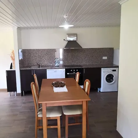 Κατάλυμα σε φάρμα Quinta Escola *