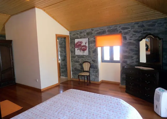 בית חווה Quinta Escola