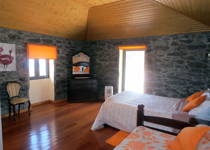 Quinta Escola בית חווה ארקו דה קלחטה